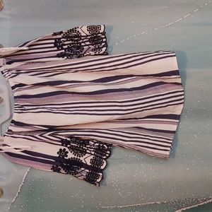 Song of style blue and white dress shirt